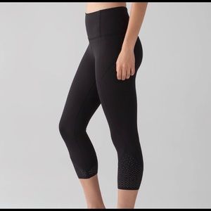 Lululemon Anew Crop